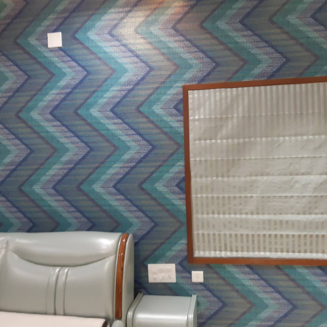Transform your walls with striking geometric wallpaper that adds depth, texture, and contemporary style to any room.…