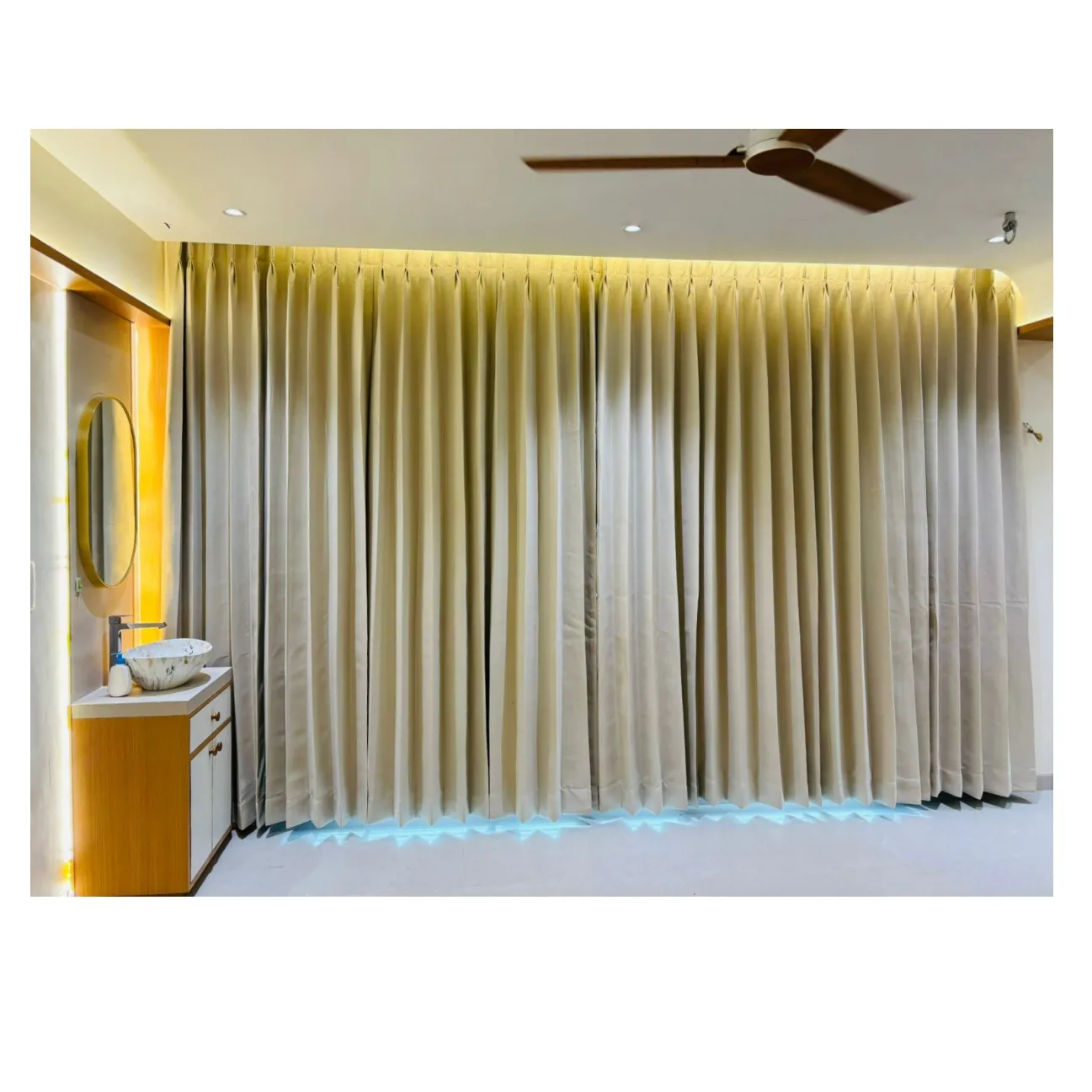 Elevate your interiors with plain curtains that showcase understated elegance and timeless appeal. Designed with…