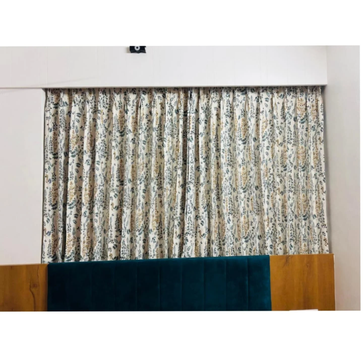 Bring the beauty of nature into your home with elegant floral curtains that add color, warmth, and timeless charm to…